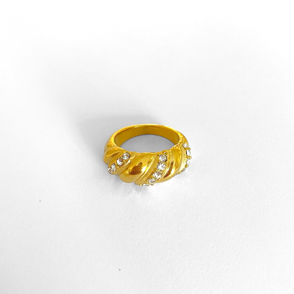 Croissant Ring