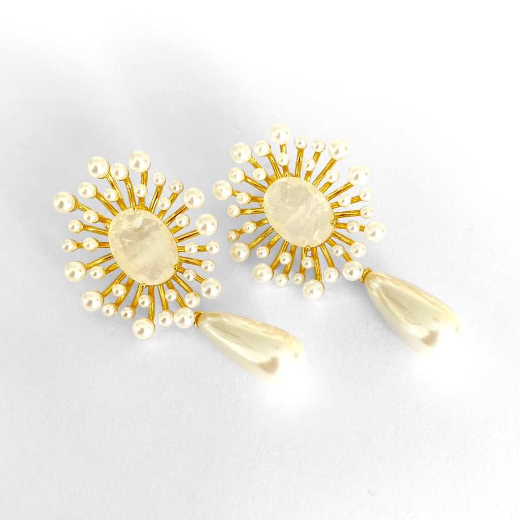 Amelia Pearl Earrings